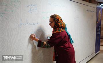 آئین تجلیل از پرستاران فعال در جنگ 12 روزه تحمیلی 72