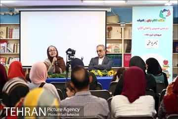 دورهمی صمیمی با ناصر یوسفی در دهکده کتاب بازی و اندیشه 4
