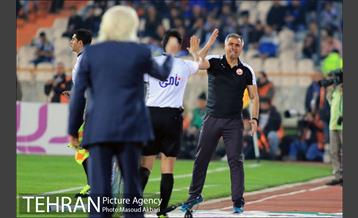 دیدار تیم‌های فوتبال استقلال - پدیده مشهد 18