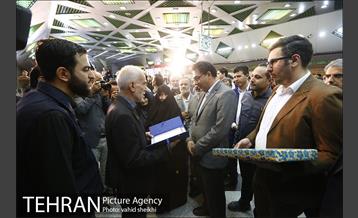 مراسم رونمایی از دیوار نگار نام جاوید حسین(ع) در مترو امام حسین 20