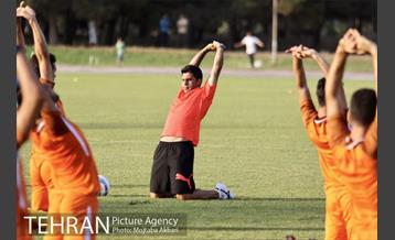 تمرین تیم فوتبال نفت تهران