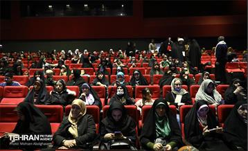 مجمع نیروهای انقلاب اسلامی در منطقه 15 11