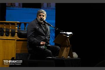 احیای شب نوزدهم رمضان در میدان انقلاب 52