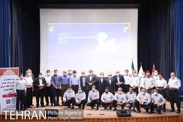 آیین تقدیر از آتش نشانان حریق پالایشگاه تهران 42