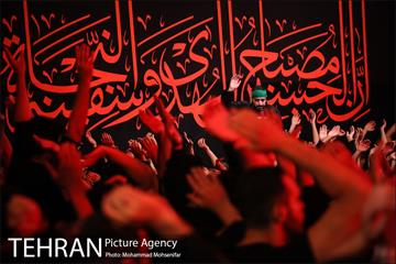 عزاداری سیاه پوشان در هیئت ریحانة الحسین  15