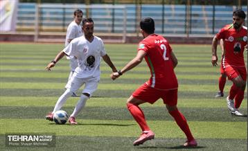 دیدار پیشکسوتان استقلال و پرسپولیس و اصحاب رسانه 17