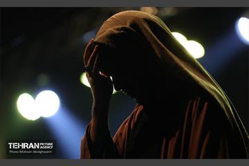 نمایش آیینی خانه ای از گل و اندوه 27