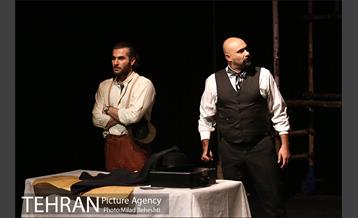 نمایش دشمن مردم 15