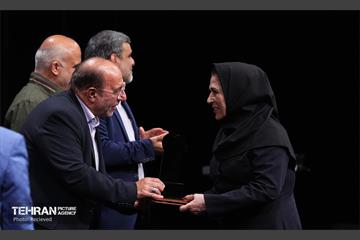 آئین تجلیل از پرستاران فعال در جنگ 12 روزه تحمیلی 8