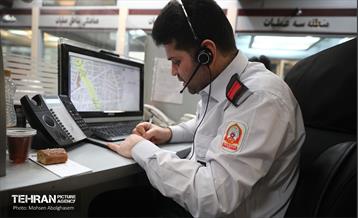 بازدید شهردار تهران از ستاد فرماندهی عملیات آتش نشانی 16