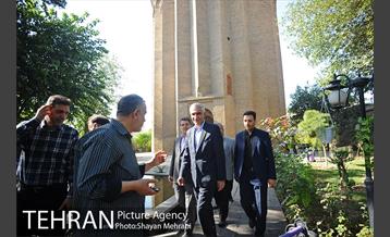 بازدید شهردار تهران از برج طغرل به مناسبت روز تهران 13