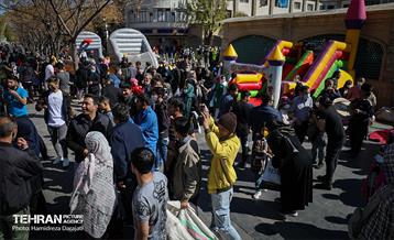 اجرای کارناوال نوروزی لبخند بهار در بازار تهران  22