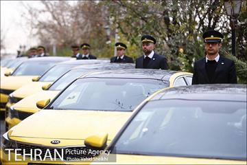 مراسم رونمایی از ناوگان نوسازی شده تاکسیرانی  2