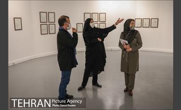 بازدید مدیران شهری و اعضای شورای شهر تهران از نمایشگاه تهران از منظر هنرمندان-2 36