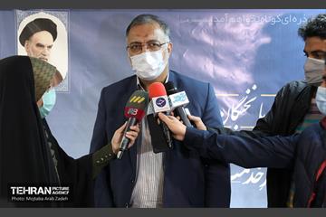 دیدار شهردار تهران با نخبگان و خانواده های شهدای منطقه 14