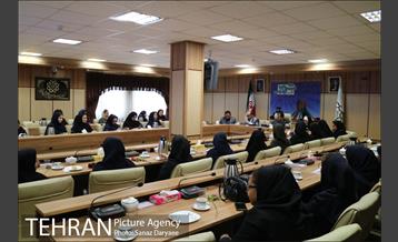 تجلیل از بانوان مرکز ارتباطات شهرداری تهران 10