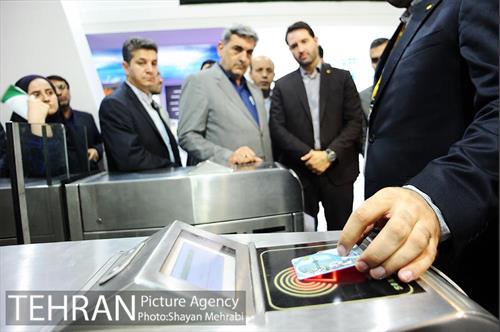 بازدید شهردار تهران از نمایشگاه الکامپ 23