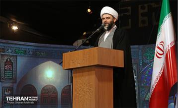 افتتاح نمایشگاه عطر سیب 5