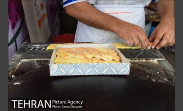 آیین گلاب­گیری «زیارت گل» 5