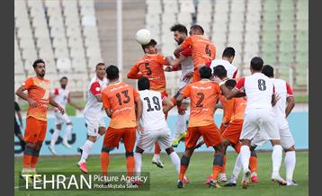 دیدار تیم های فوتبال سایپا و پرسپولیس 32