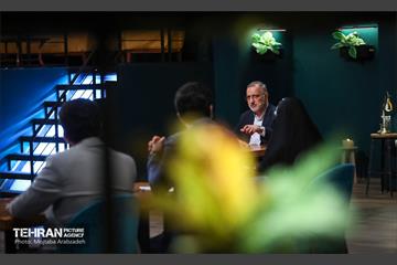 حضور شهردار تهران در برنامه «بدون توقف» 16