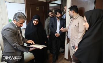 بازدید اعضا شورای شهر از مرکز ارتباطات شهرداری تهران 22