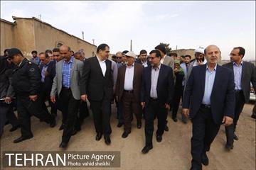 بازدید وزیر بهداشت و سرپرست شهرداری تهران از کوره پز خانه 18