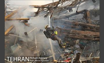 این مرد آتش نشان است 9