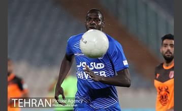 دیدار تیم های فوتبال استقلال و مس رفسنجان 18