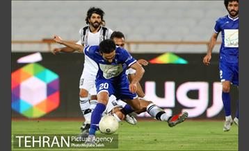 دیدار تیم های فوتبال استقلال تهران و مسجد سلیمان 17