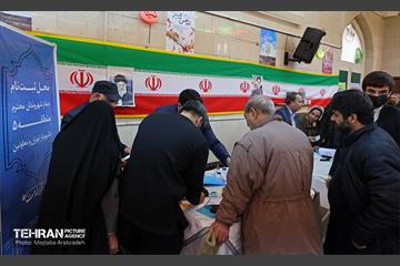 قرار خدمت؛ دیدار مردمی شهردار تهران در مسجد جامع باغ فیض 13