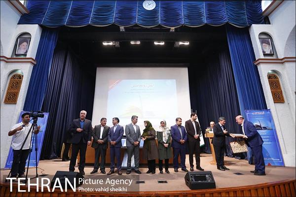 آیین رونمایی از نسخه جدید سامانه پژوهشیار 27