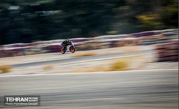 راند اول مسابقات موتور ریس آقایان و بانوان 15