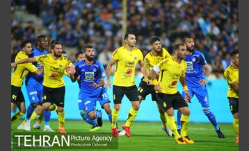 دیدار تیم های استقلال تهران و سپاهان اصفهان 20