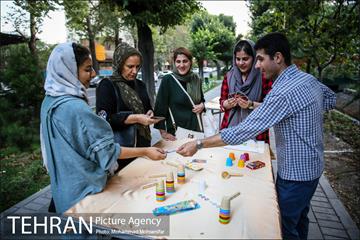 افتتاح گذر فرهنگی پنجشنبه های بلوار کشاورز 13