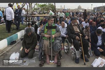 نماز عید سعید فطر در حرم حضرت عبدالعظیم حسنی (ع) 32