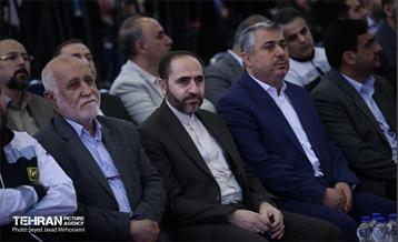 آیین بهره برداری از ۲ رام قطار ساخت داخل 27