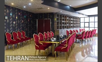 رستوران پردیس قلهک با پرسنل ناشنوا  35