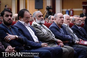 مراسم رونمایی کتاب محمد؛ مسیح کردستان 5