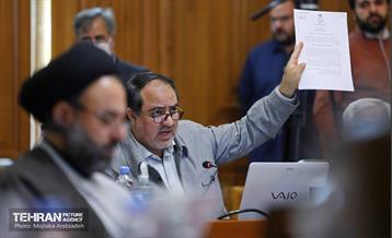 شهردار تهران در نود و هفتمین جلسه شورای شهر تهران 8