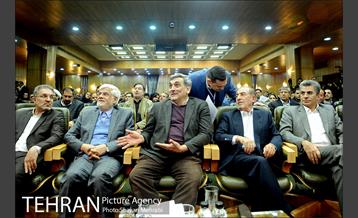 یکصدو چهارمین نشست مجمع شهرداران کلان شهرها و مراکز استانها با حضور شهردار تهران 7