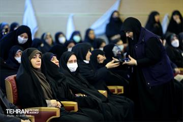 اولین یادواره شهدای فرهنگی و دانش آموزی منطقه 2 شهر تهران 25
