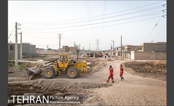 عملیات تخلیه آب از شهرک پیام اهواز 1