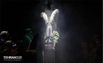 نمایش آیینی «در انتظار» 19