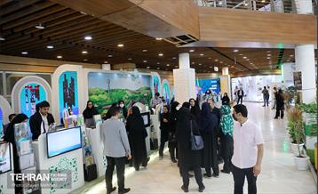 نخستین روز از نمایشگاه «شهرهای خواهر خوانده و توانمندی مدیریت شهری تهران» 5