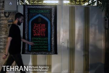 هرخانه، یک حسینیه، یک پرچم 2