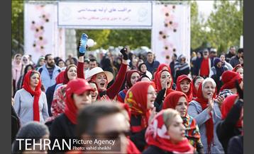 پیاده روی بزرگ خانوادگی به مناسبت هفته سلامت 7