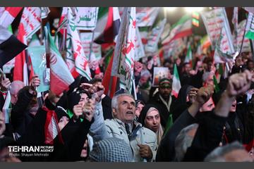 اجتماع مردم غیور تهران در قدردانی از همراهی جبهه مقاومت یمن 27