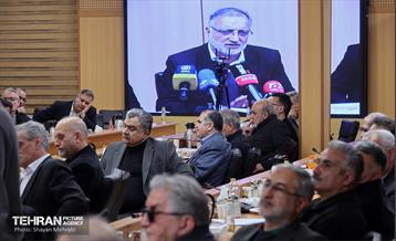نشست هم‌اندیشی هیئت رئیسه اتاق اصناف تهران، روسای اتحادیه‌های صنفی تهران و هیئت امناء بازار تهران با شهردار تهران 8