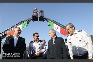 مراسم گرامیداشت روز آتش‌نشانی 17
